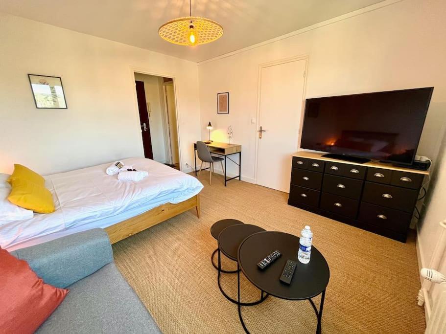 Giena - Sils Apartment Caen Exterior photo